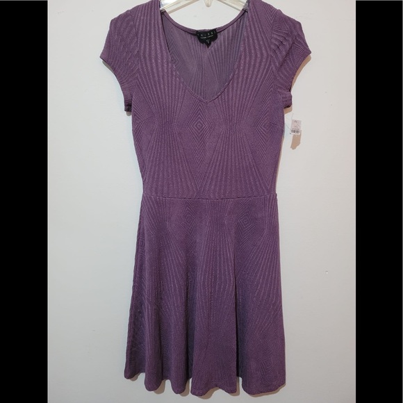 TRIXXI Dress - Picture 1 of 16